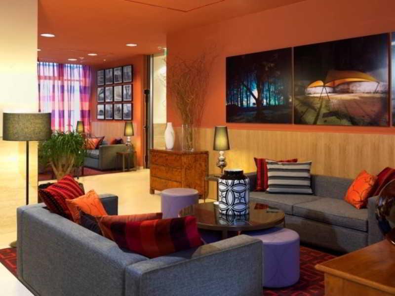 Adina Apartment Hotel Berlin Checkpoint Charlie Екстериор снимка