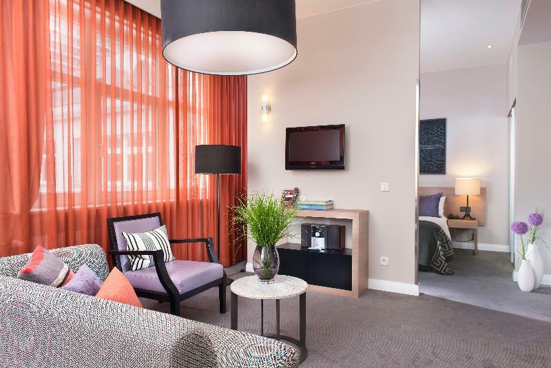 Adina Apartment Hotel Berlin Checkpoint Charlie Екстериор снимка